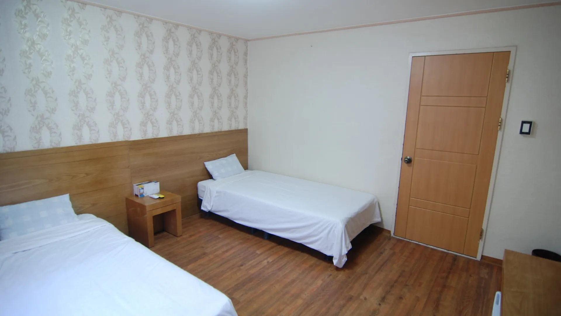 Hotel New World Csedzsu 2*,  Dél-Korea